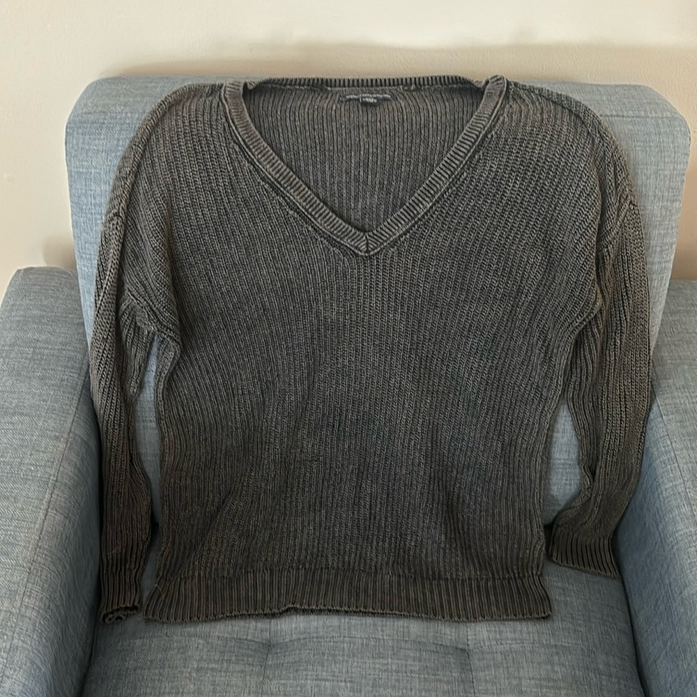 American Eagle Charcoal Gray Sweater size M